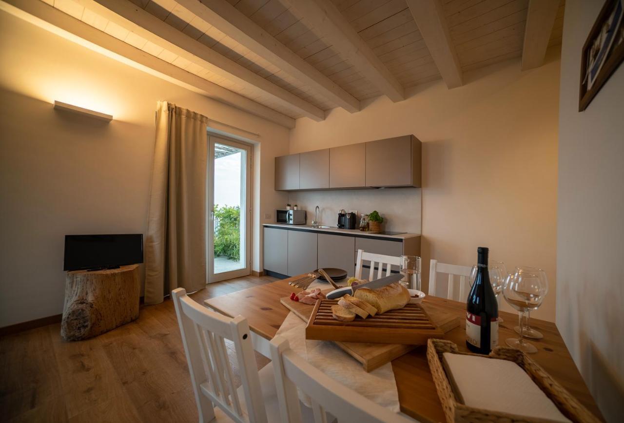 La Mascarana Apartment Lesa Exterior photo